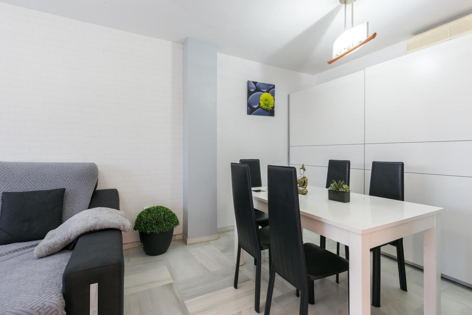 Wintowinrentals With A Huge Terrace In Campanillas Málaga